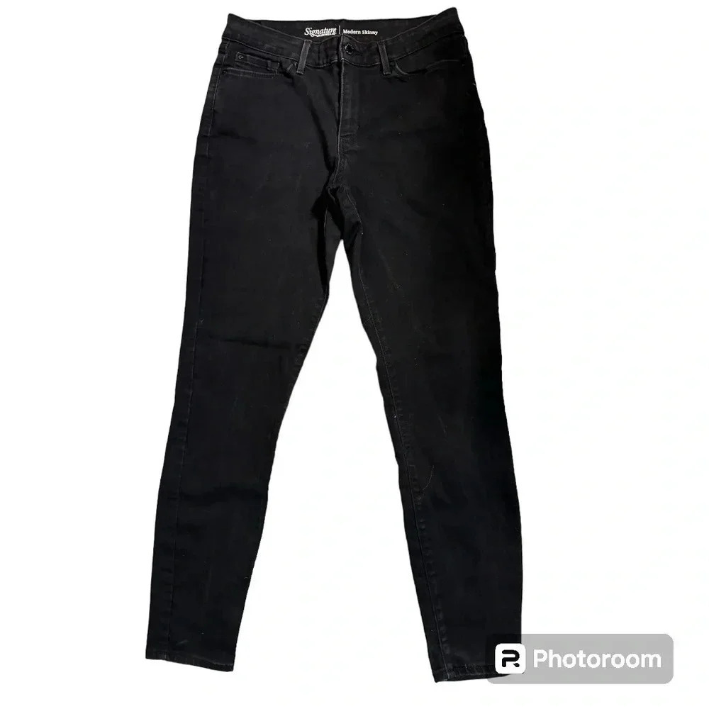 Black Skinny Jeans - Women's